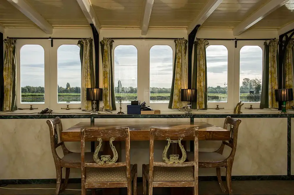 [À RÉDIGER] Oxford Houseboat — view 4