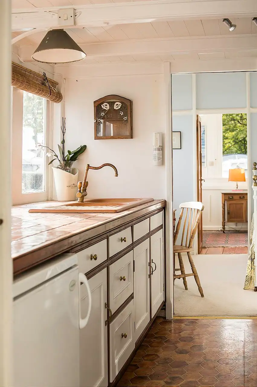 [À RÉDIGER] Oxford Houseboat — view 7