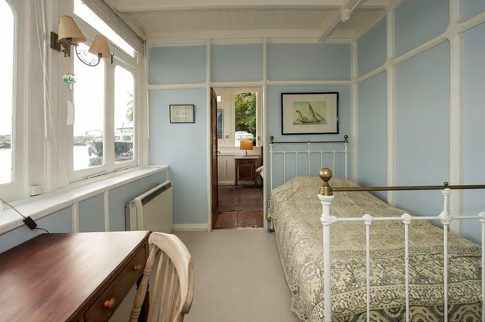 [À RÉDIGER] Oxford Houseboat — view 11