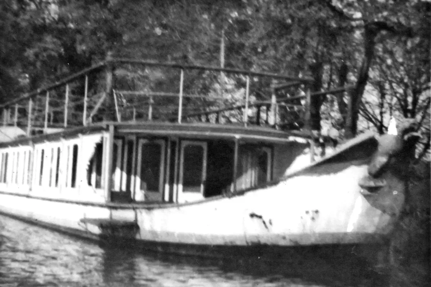 [À RÉDIGER] Oxford Houseboat — view 4