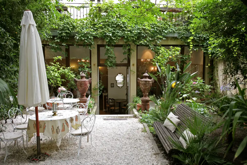 [À RÉDIGER] L'Hôtel Particulier — view 3